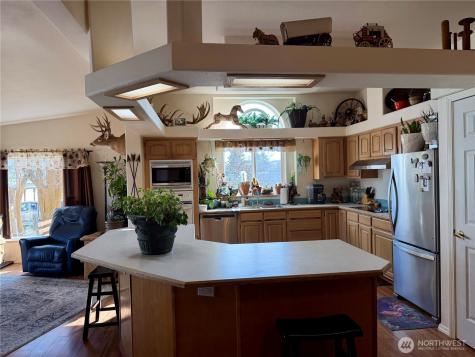 165 NE Dungan Street Creston WA 99117
