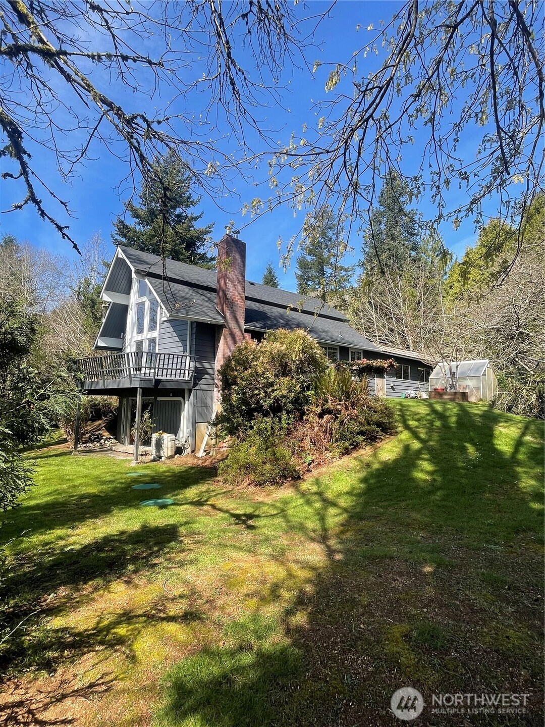 182 State Route 105 Raymond WA 98577