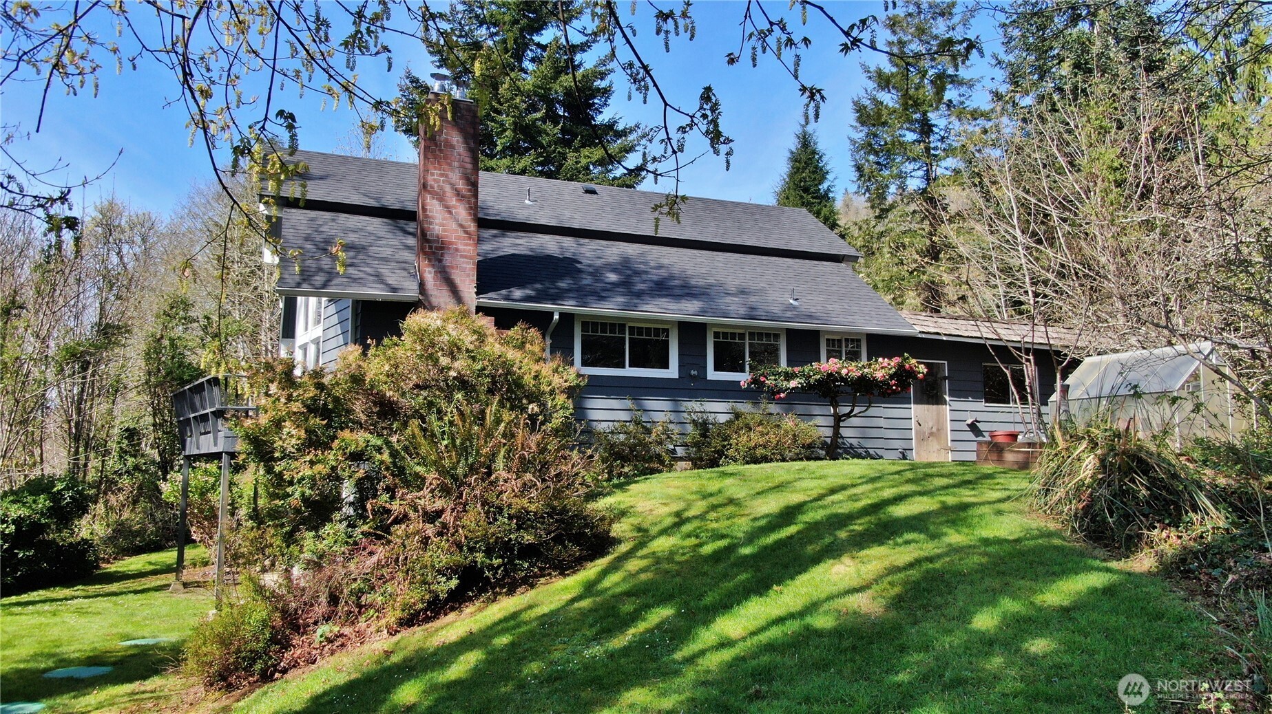 182 State Route 105 Raymond WA 98577