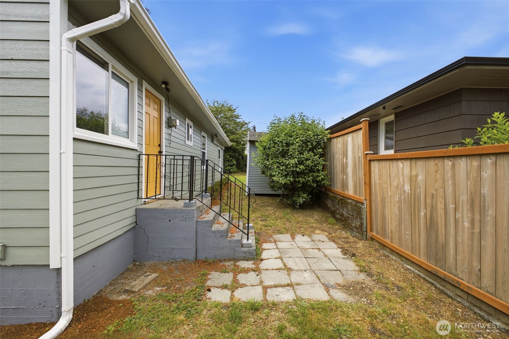 2604 S 122nd Street Seattle WA 98168
