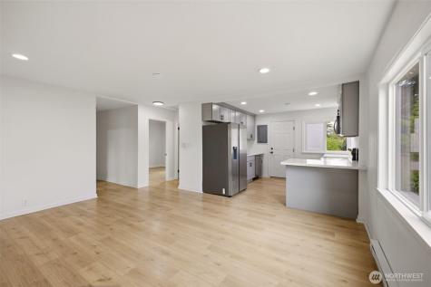 2604 S 122nd Street Seattle WA 98168