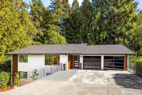 1203 Contra Costa Fircrest WA 98466