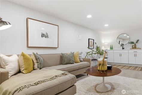 3448 14th Avenue W Seattle WA 98119