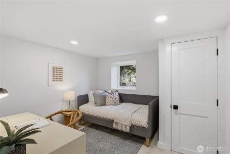 3448 14th Avenue W Seattle WA 98119