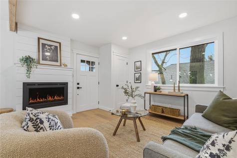 3448 14th Avenue W Seattle WA 98119