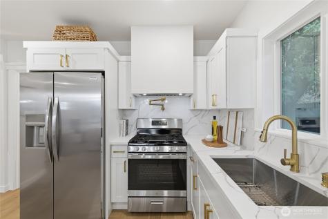 3448 14th Avenue W Seattle WA 98119