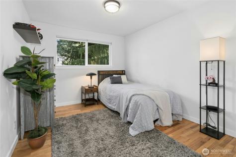 24022 4th Place W Bothell WA 98021