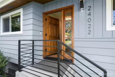 24022 4th Place W Bothell WA 98021
