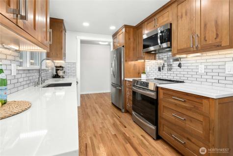 24022 4th Place W Bothell WA 98021
