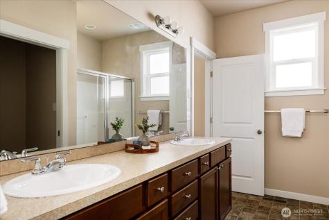 3801 Summersun Street Mount Vernon WA 98273