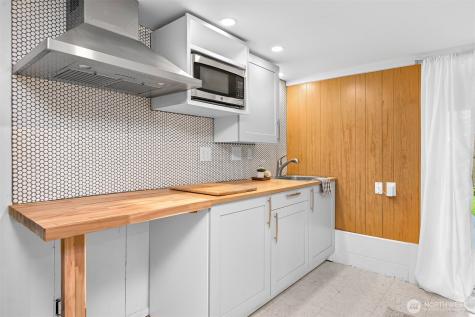 2219 Old Lakeway Drive Bellingham WA 98229
