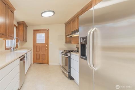 11834 8th Avenue S Seattle WA 98168