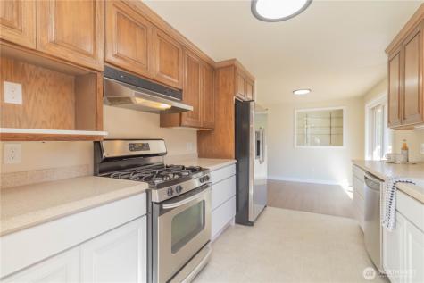 11834 8th Avenue S Seattle WA 98168
