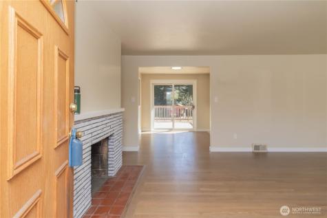 11834 8th Avenue S Seattle WA 98168