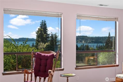1706 S Sunset Drive Tacoma WA 98465