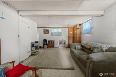 1706 S Sunset Drive Tacoma WA 98465