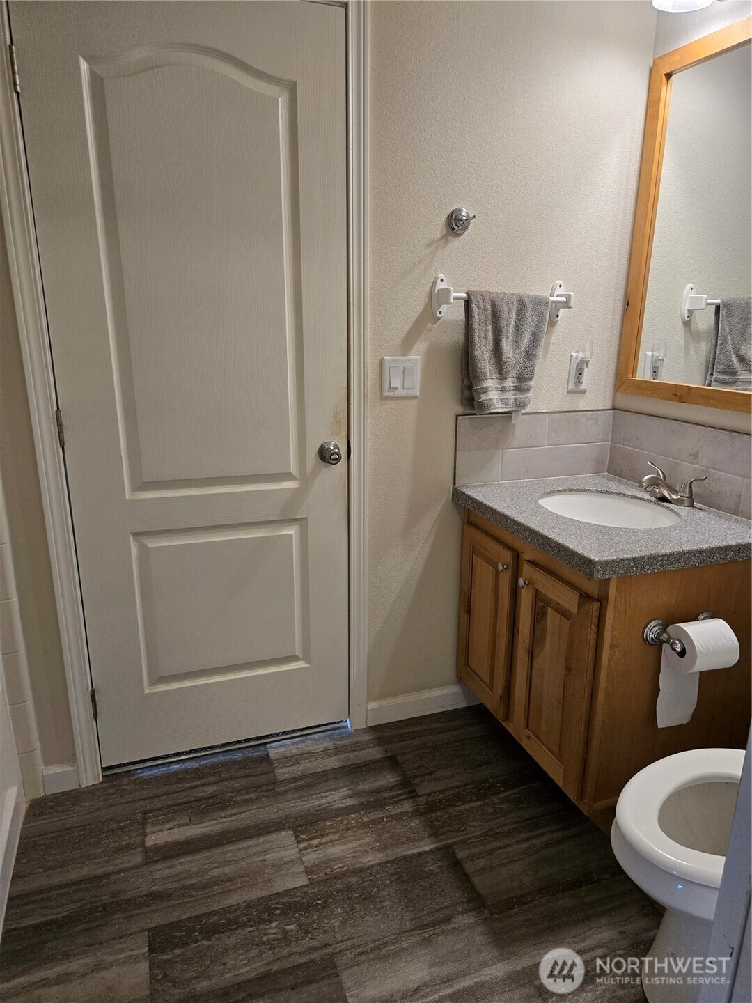 284 W Hale Road Winlock WA 98596