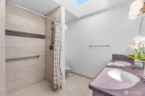 7746 Manzanita Drive NW Olympia WA 98502