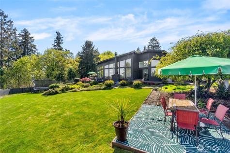 7746 Manzanita Drive NW Olympia WA 98502