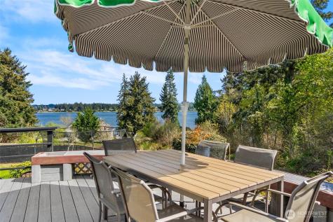 7746 Manzanita Drive NW Olympia WA 98502