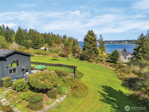 7746 Manzanita Drive NW Olympia WA 98502