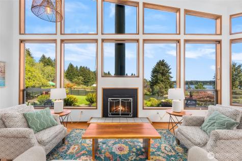 7746 Manzanita Drive NW Olympia WA 98502