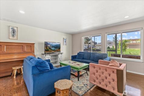 35 Edgewater Drive Camano Island WA 98282
