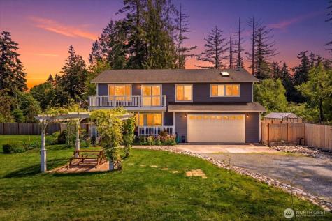 35 Edgewater Drive Camano Island WA 98282