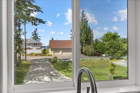 35 Edgewater Drive Camano Island WA 98282