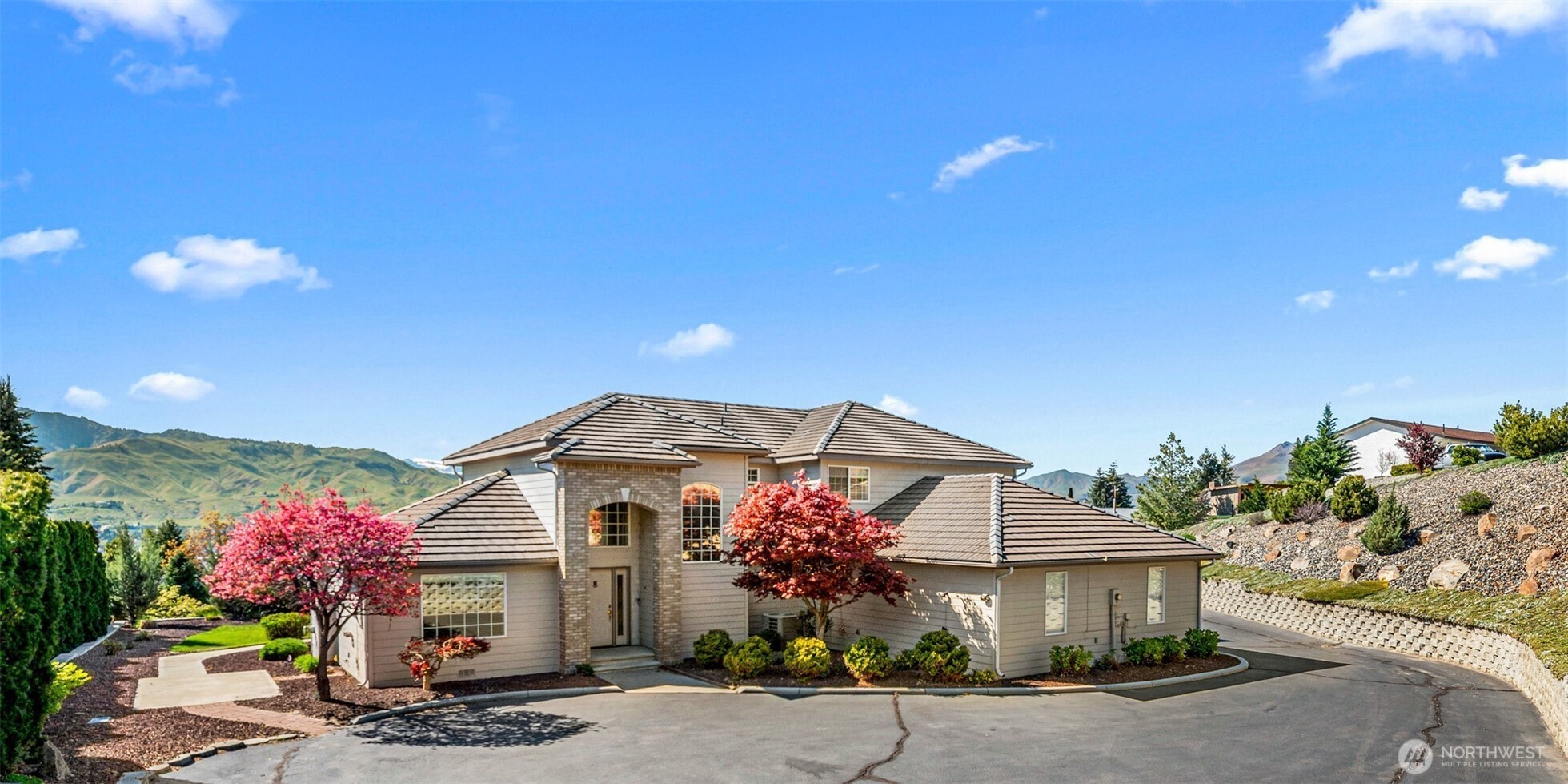 2205 N Devon Avenue East Wenatchee WA 98802
