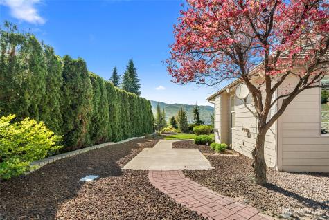 2205 N Devon Avenue East Wenatchee WA 98802