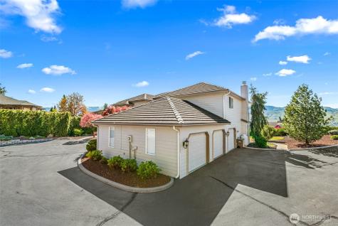2205 N Devon Avenue East Wenatchee WA 98802