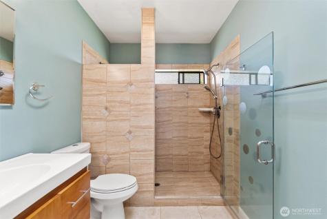 16411 10th Avenue SW Burien WA 98166