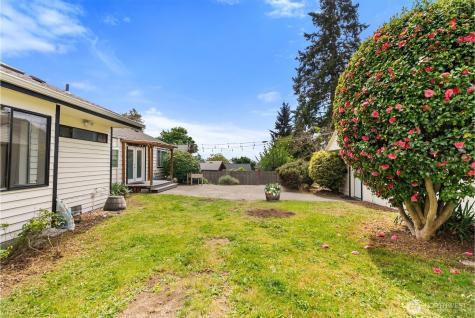 16411 10th Avenue SW Burien WA 98166