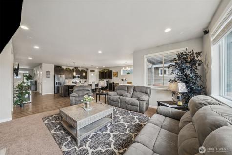 10707 130th Street E Puyallup WA 98374
