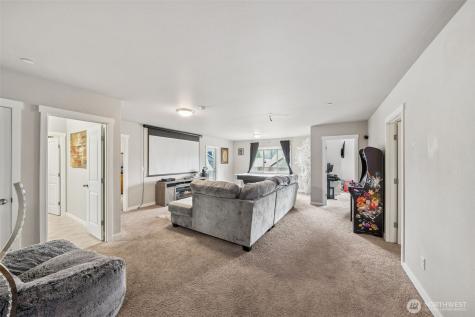 10707 130th Street E Puyallup WA 98374