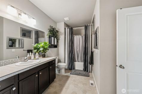 10707 130th Street E Puyallup WA 98374