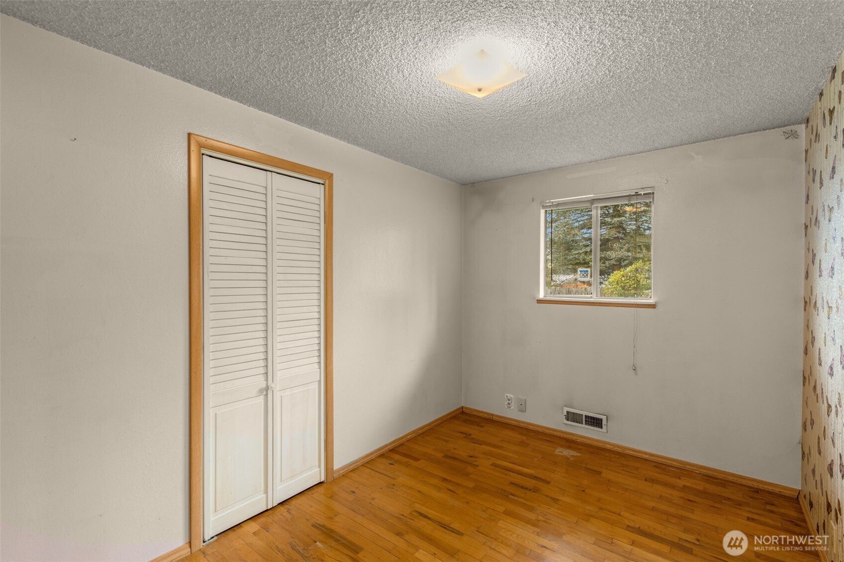 20401 25th Avenue NE Shoreline WA 98155