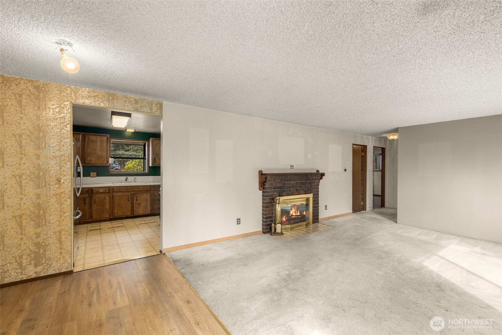 20401 25th Avenue NE Shoreline WA 98155