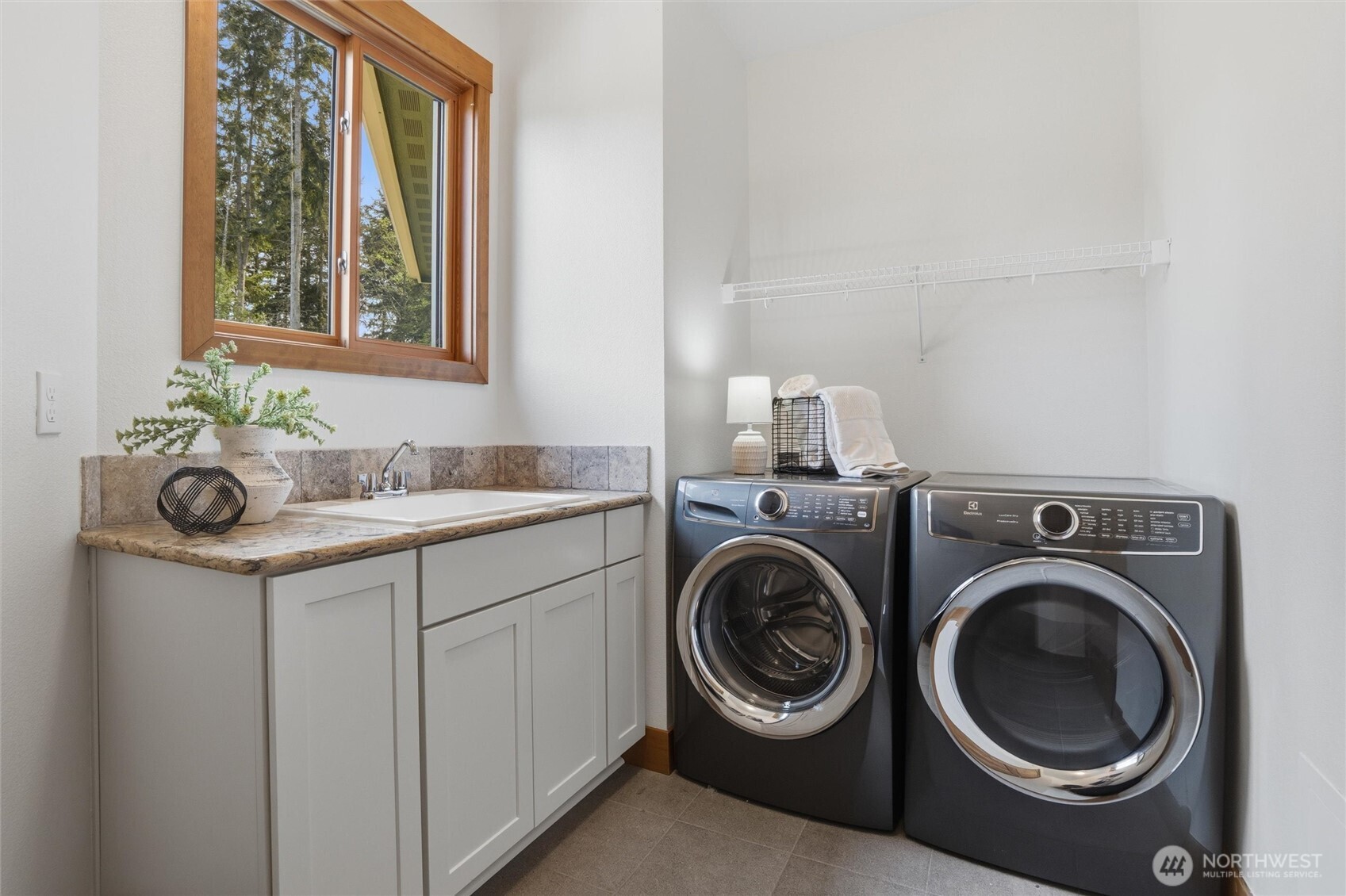 8283 NE 360th Street Kingston WA 98346