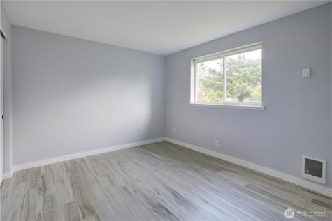 393 Canal Drive SE Ocean Shores WA 98569