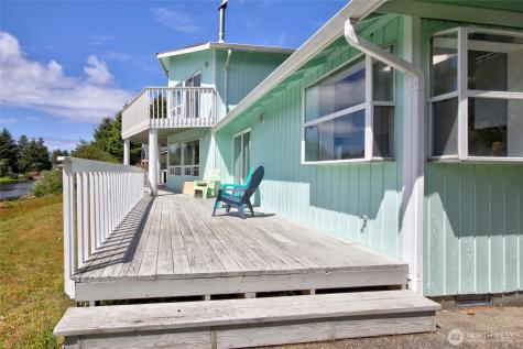 393 Canal Drive SE Ocean Shores WA 98569