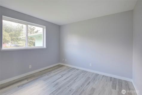 393 Canal Drive SE Ocean Shores WA 98569