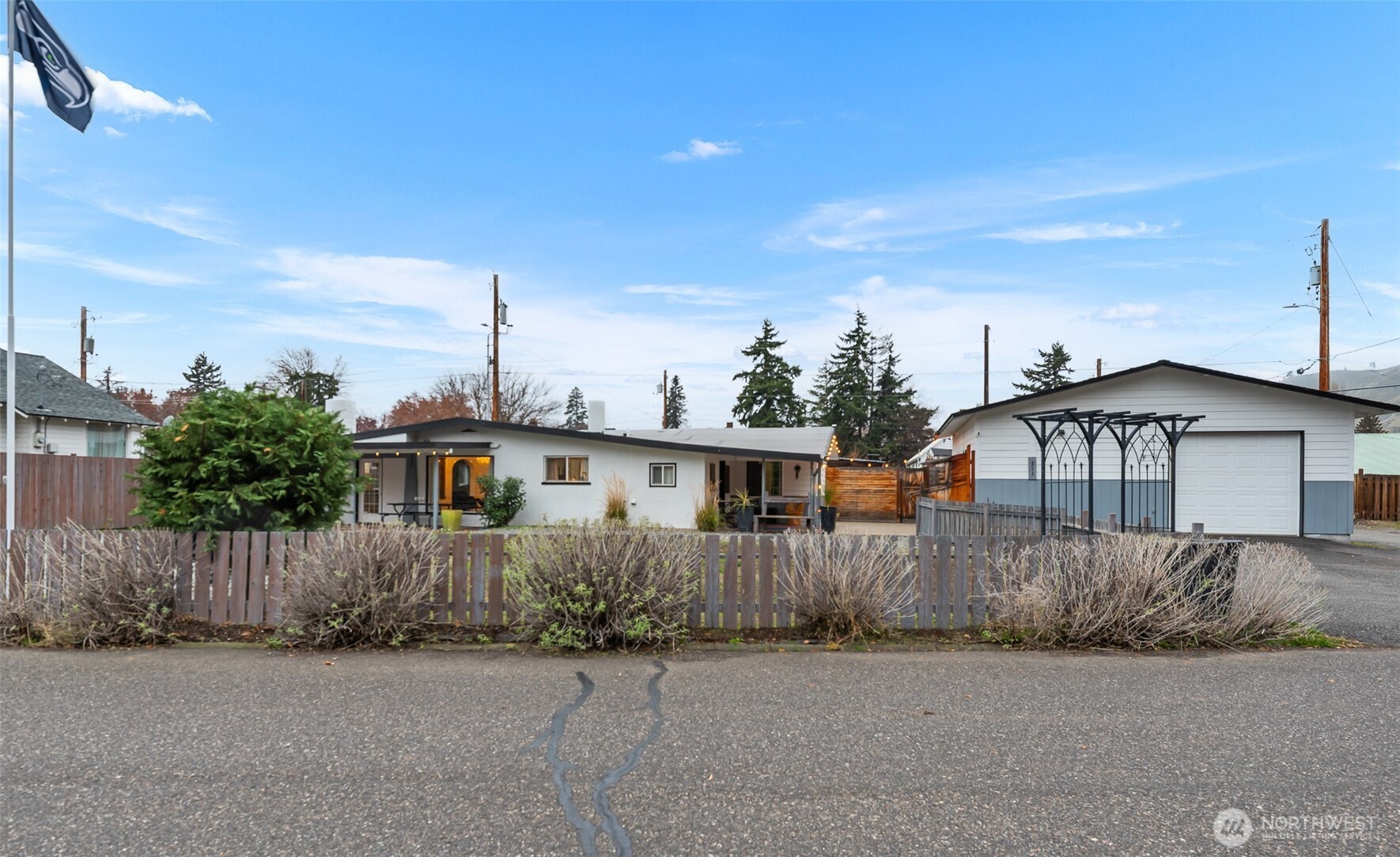 211 Riverfront Drive Cashmere WA 98815