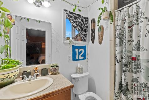211 Riverfront Drive Cashmere WA 98815