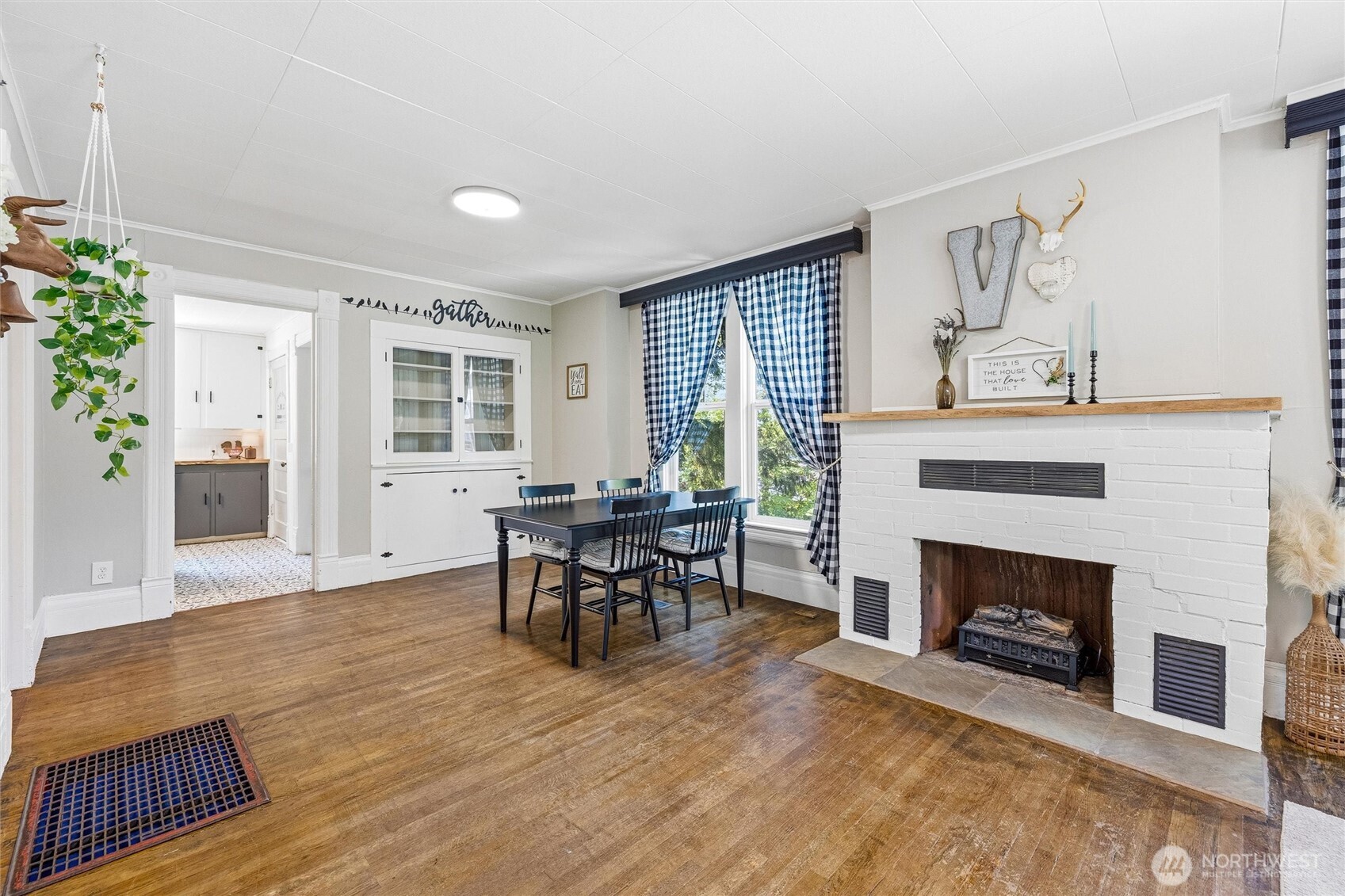 112 E Division Street Mount Vernon WA 98274