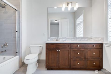 9827 NE 20th Street Bellevue WA 98004