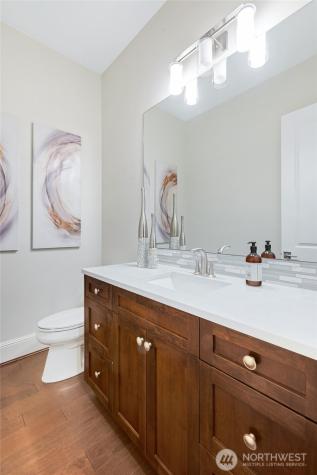 9827 NE 20th Street Bellevue WA 98004