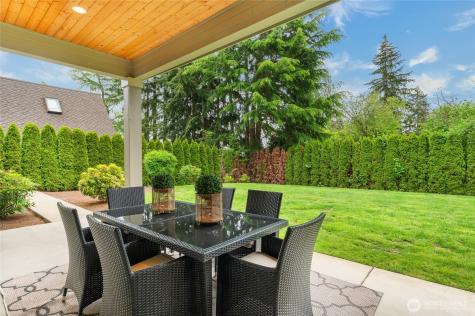 9827 NE 20th Street Bellevue WA 98004