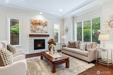 9827 NE 20th Street Bellevue WA 98004
